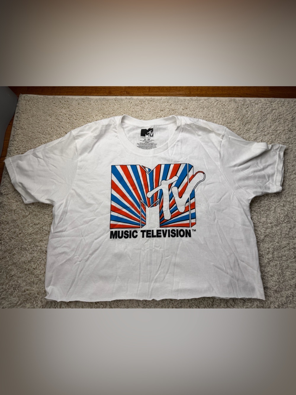 Women’s XL MTV Graphic Crop Tee NWOT